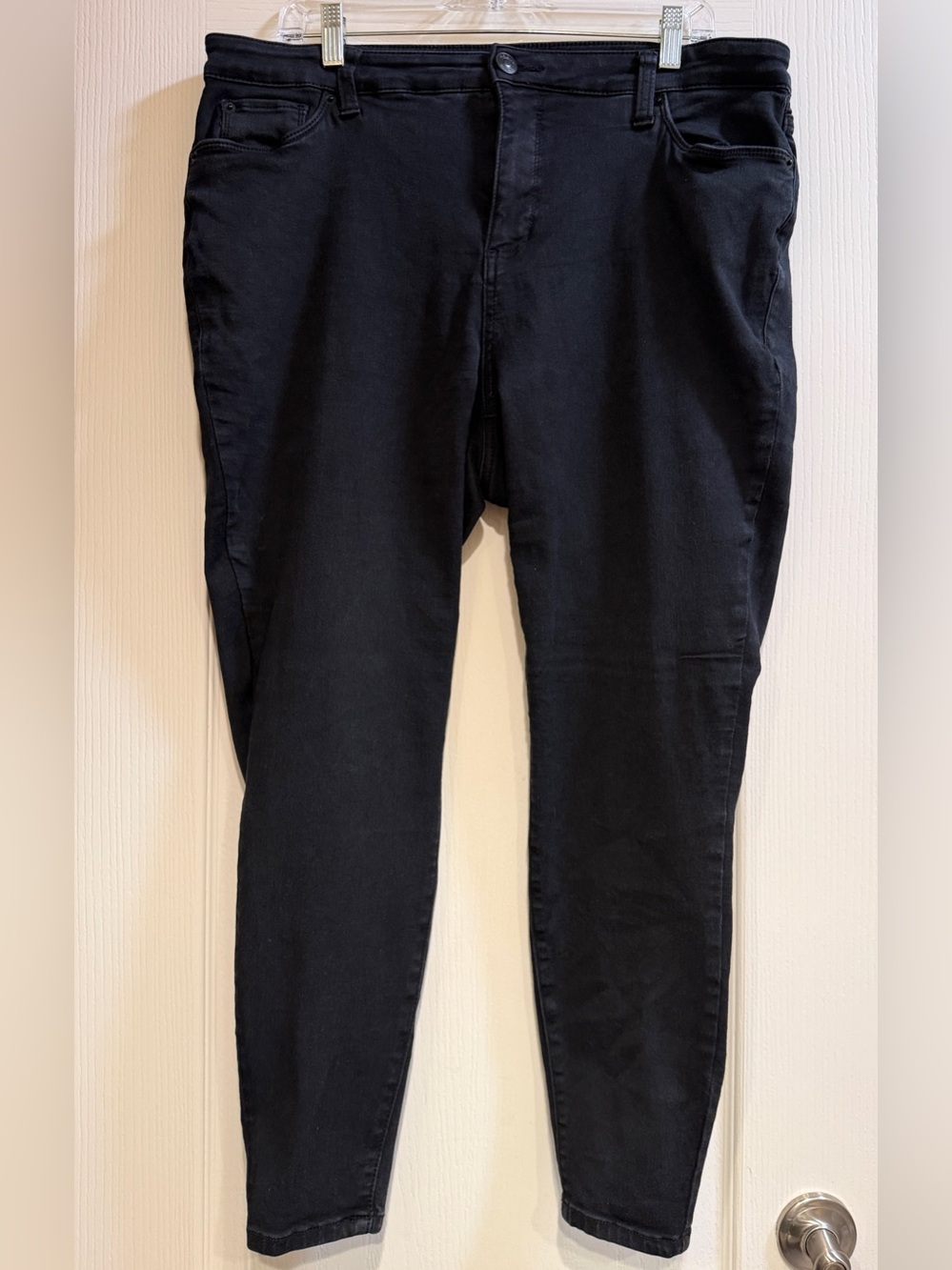 STS Blue Black High Rise Stretch Skinny Jeans Size 32 / 14